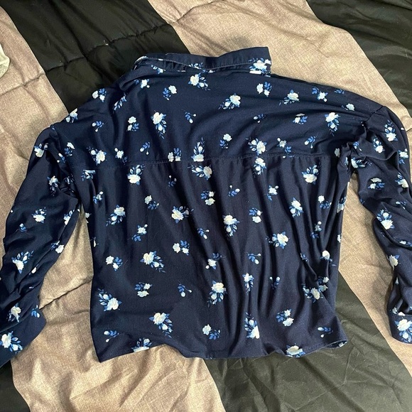 Ardene flower print front tie blouse - Picture 2 of 2